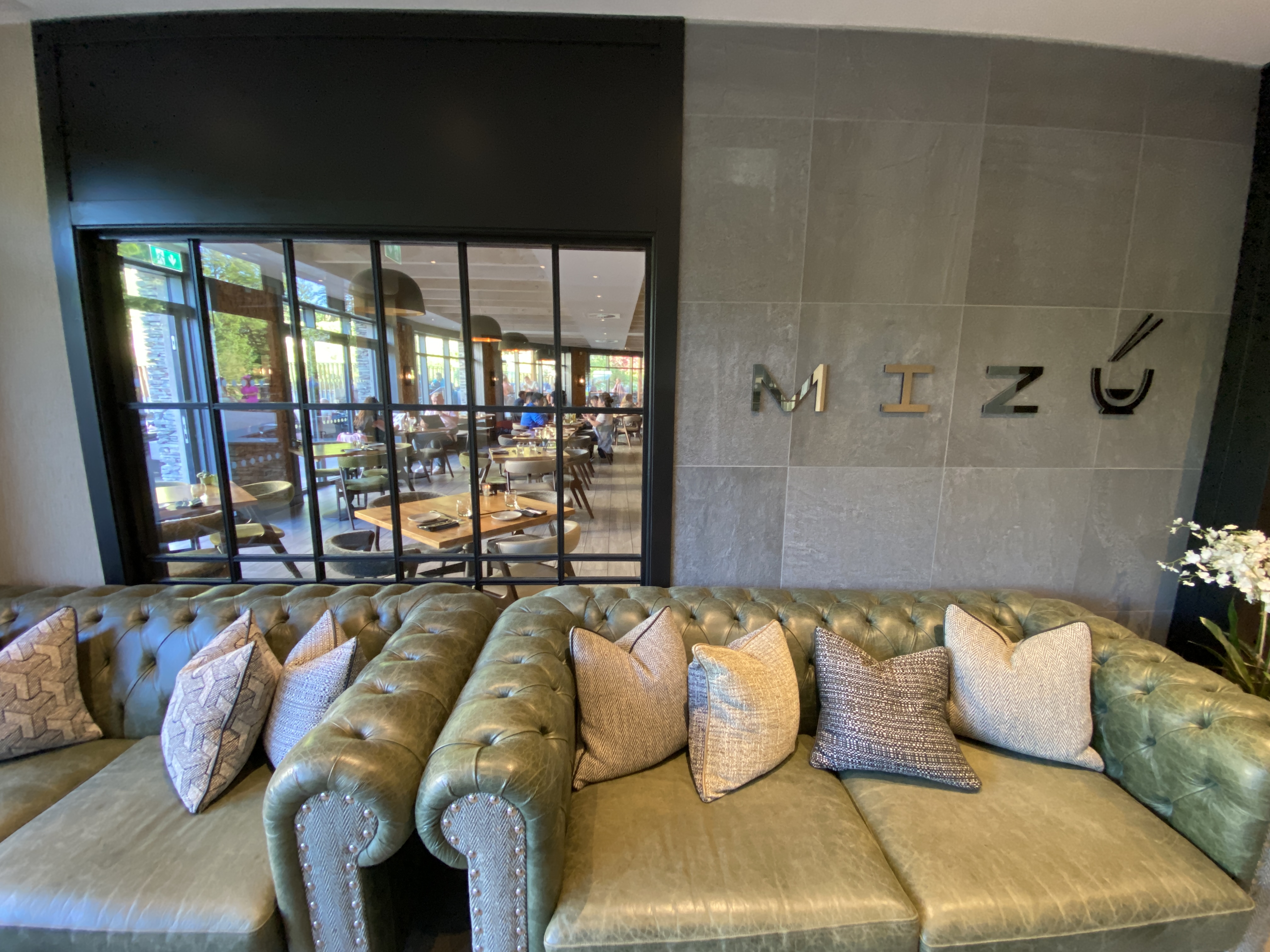 Mizu Pan Asian Restaurant